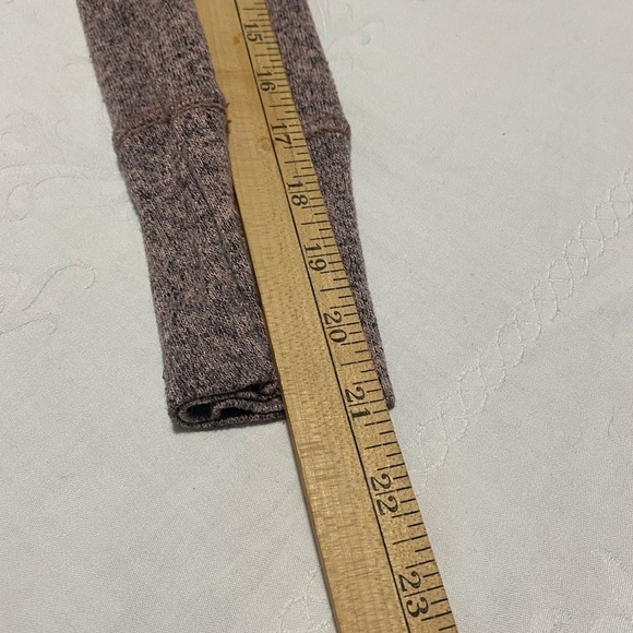 Ginger G Pink-ish with Gray Specks Women's Turtleneck Light Knit Sweater Size L - Picture 7 of 9